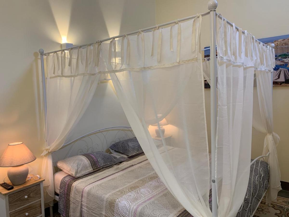 Bed and Breakfast Piazza Fontana Luxury Galatina Exterior foto